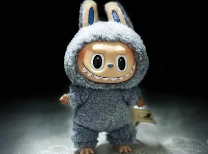 潮流玩具labubu