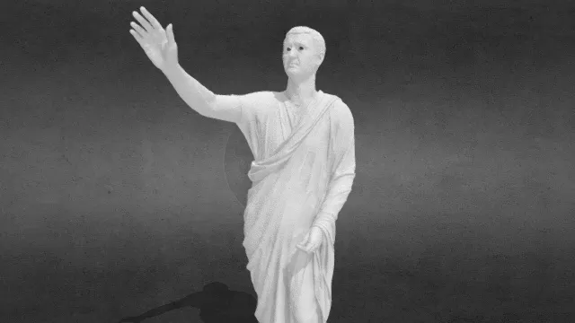 奥勒梅泰利雕像