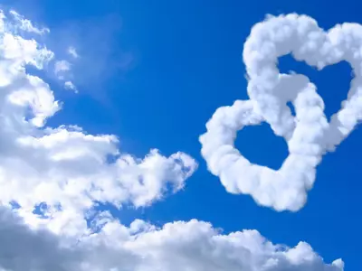 双心白云蓝天贴图