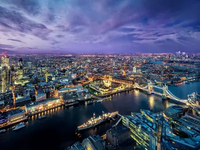 紫蓝晚霞城市河景贴图