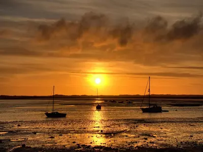 海上日落帆船贴图