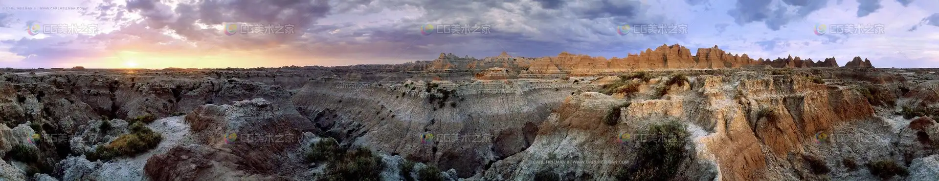 美国南达科塔州恶地国家公园日出